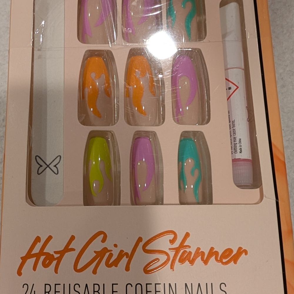 Clutch Nails Hot Girl Stunner Coffin Press On Nails Neon Y2K Glam NIB